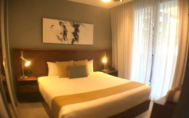 It Residence, Top Location, Luxury 2 Br, Two Roof Pools Beach Club Included