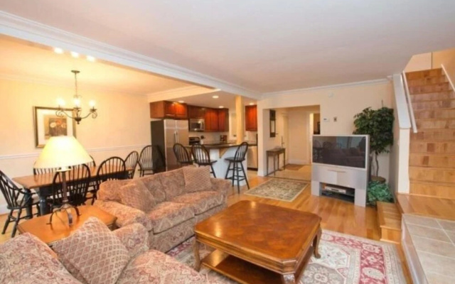 Pet Friendly Pines at Topnotch