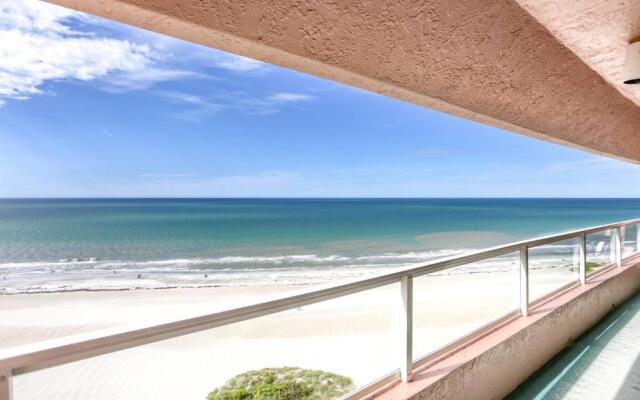 12B Crescent Beach Club