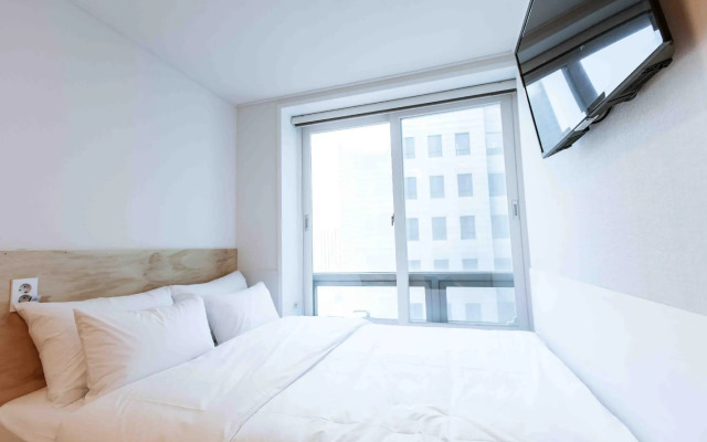 Step Inn Myeongdong 2 - Hostel