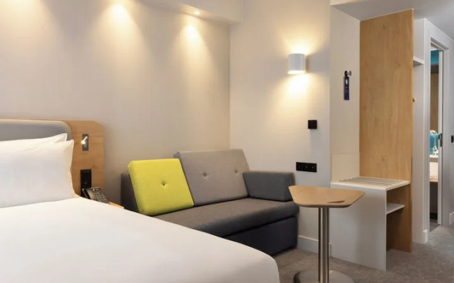Holiday Inn Express Brussels Airport