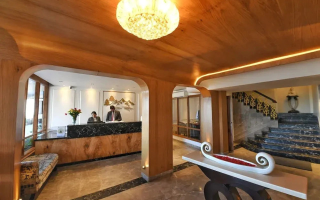 The Cedar Grand - Hotel & Spa