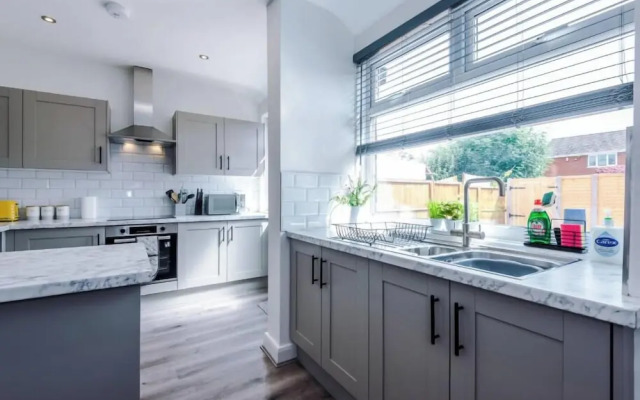 127 Minshull New Road