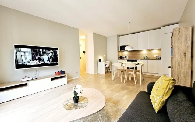 Cozy one bedroom with convenient parking