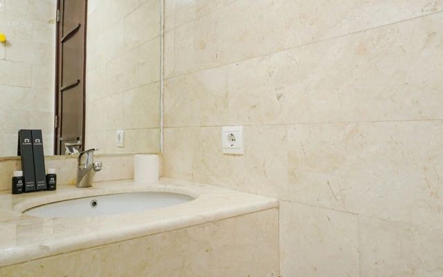 Modern and Stylish 2BR at The Empyreal Apartment