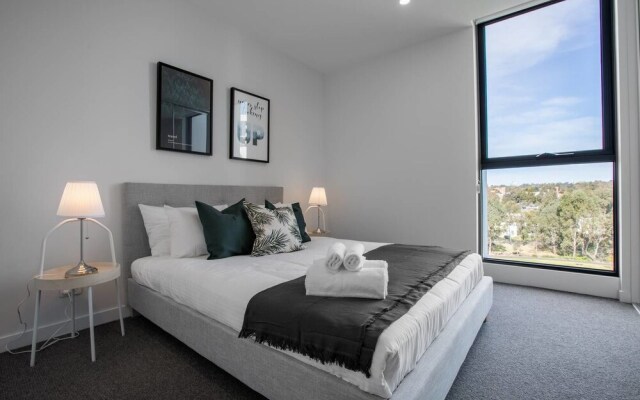 Simple And Cozy Apartment In Parkville