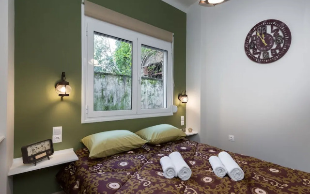 Vintage Apartment in the heart of Plaka