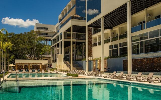 Grand Suites Family Resort