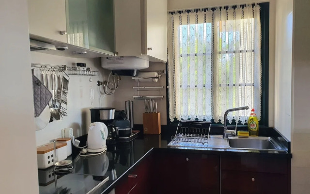 Luzia's Apartment - 2 Bedroom Apartment Sleeps 4