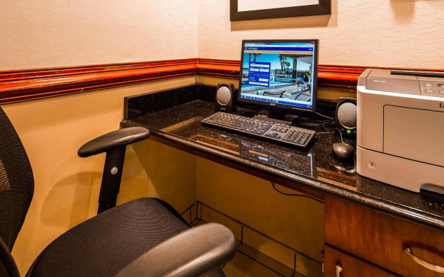 Best Western Potomac Mills