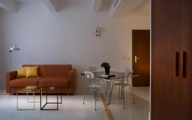 Corso Novara 5 Design Apartments