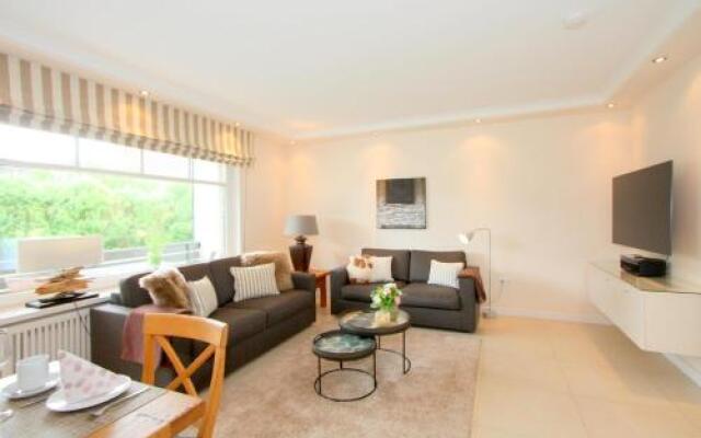 Hues Stroenhafer_ App_ 3