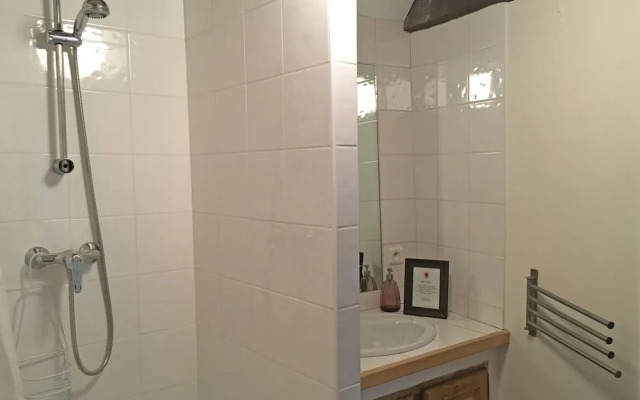 Peaceful Mansion With Roofed Terrace in Lorgues France