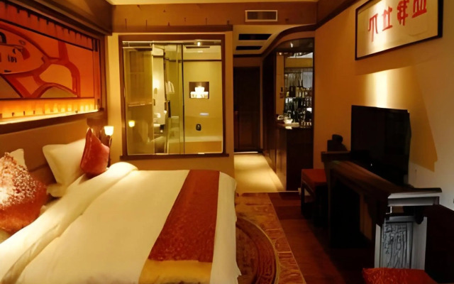 Lijiang Golden Path Hospitality