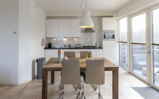 Stunning 4people Apartment Sea Bass With sea Views