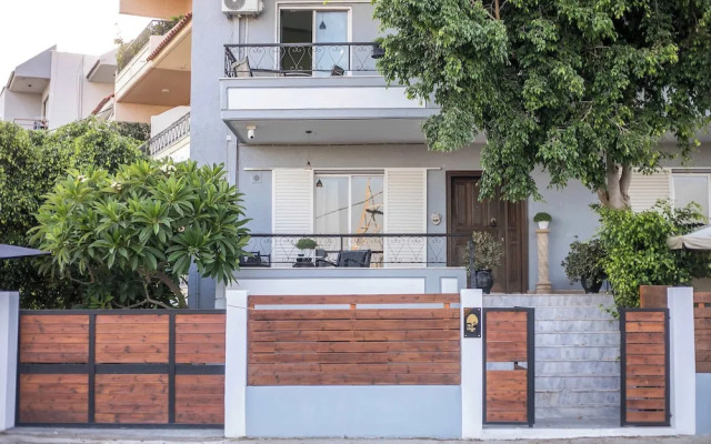 Villa Lilienne - Tranquil Escape With Private Garden Balcony