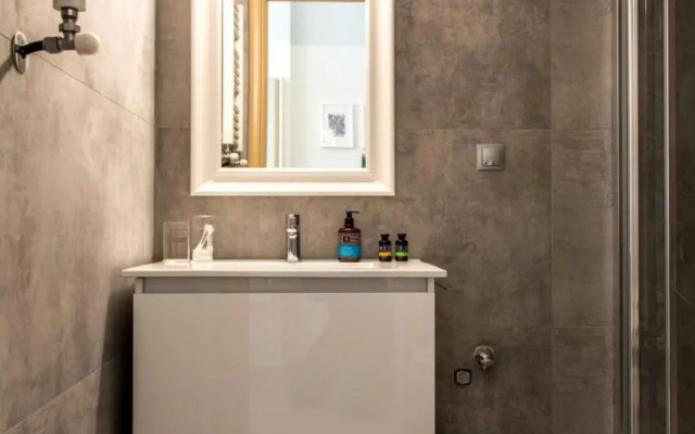 The Modern Suite