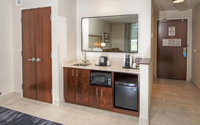 Fairfield Inn & Suites by Marriott Ottawa Airport