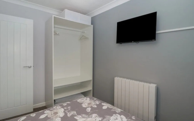 Flat 4, Big Tree Holiday Flats