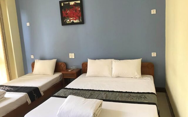 Hoa Binh Hotel