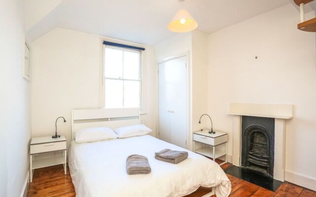 The Glasshouse Escape - 5BDR Victorian Jewel with Modern Twists in Jericho