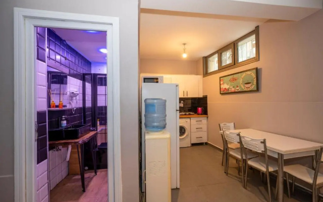 Taksim Square Hostel