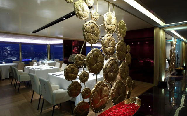 Lotte Hotel Seoul Executive Tower