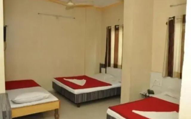 Hotel Sai Bhagawan
