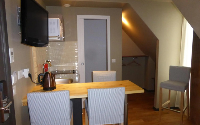 Hotel Excelsior Batignolles