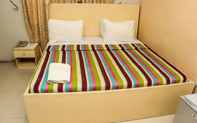 Choiceville Suites