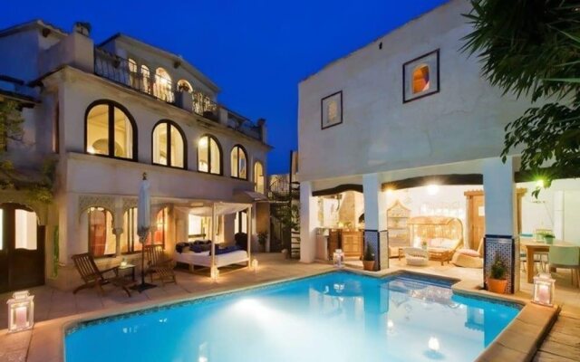 Stunning Moorish villa