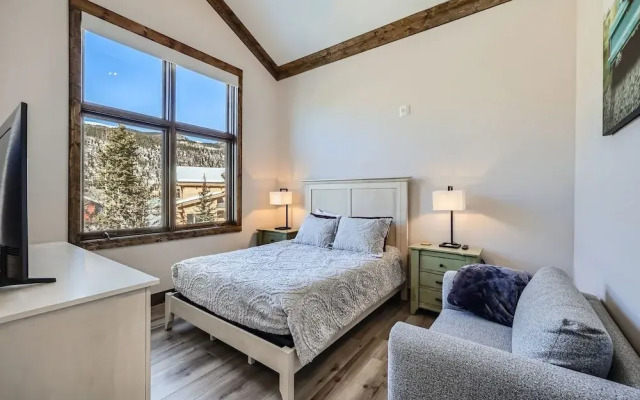 1890 The Seasons 3 Bedroom Townhouse