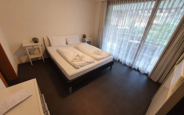 Chalet Apartments Iseltwald