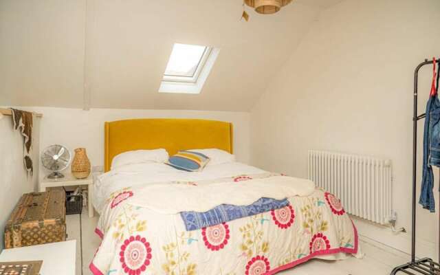 Beautiful 3-bed House in Ash Near to Deal Kent