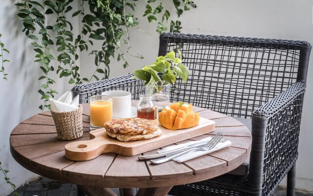 COMMON INN Thao Dien