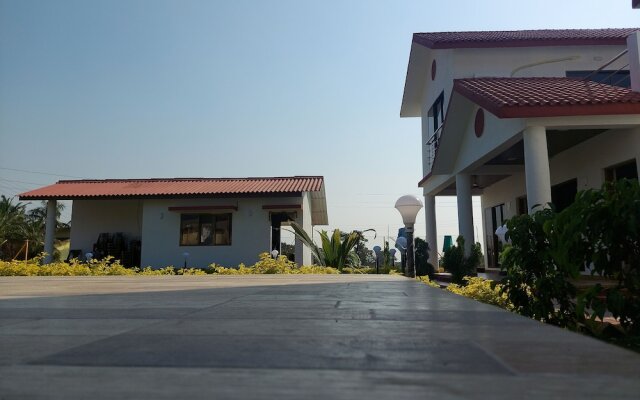 Berryl Resorts