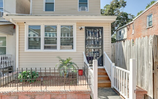 Wilmington Home ~ 28 Mi to Downtown Philadelphia!