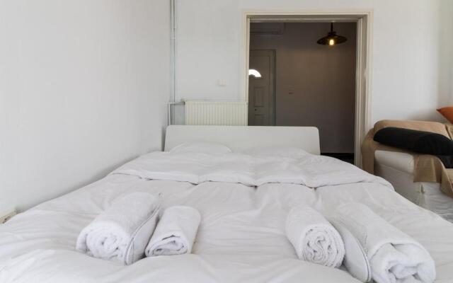 An Adorable Apartment in Athens