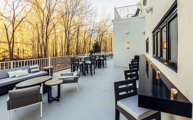 Somerset Hills Hotel, Tapestry Collection by Hilton