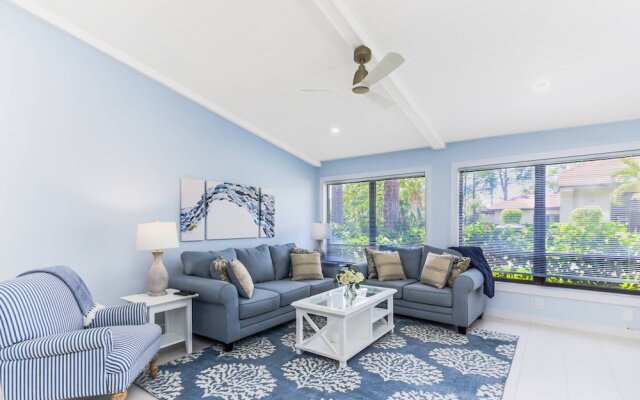 Yellow Pine Duplex Close to Pool & Tennis