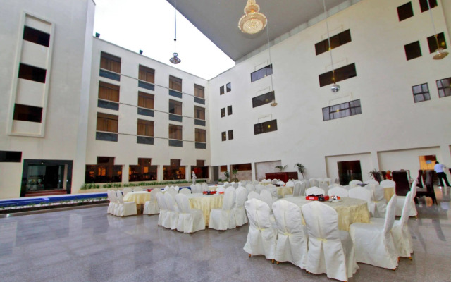 Aglow Hotel Harbor Bay Batam