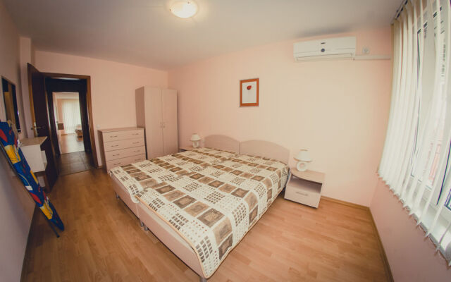 Fort Noks Grand Resort