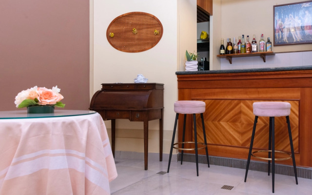 Hotel Suite Ares