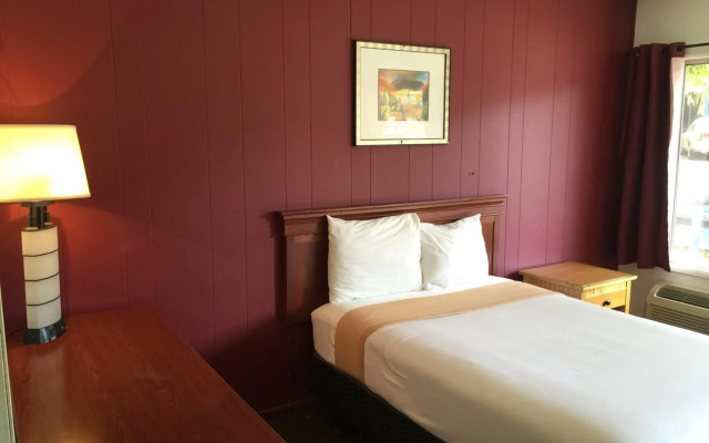 Holiday Lodge