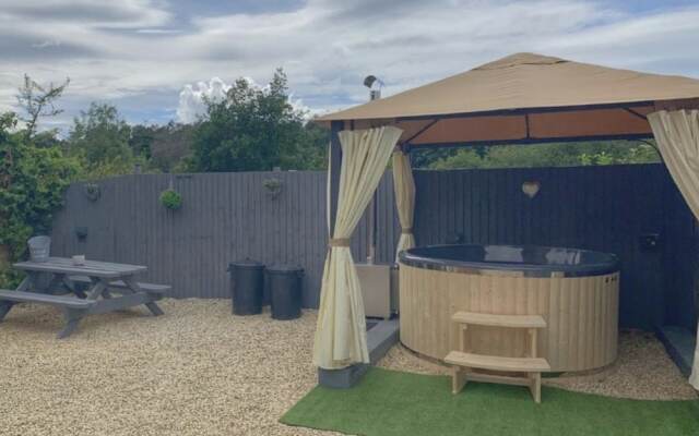 The Lodge Westmoor Farm