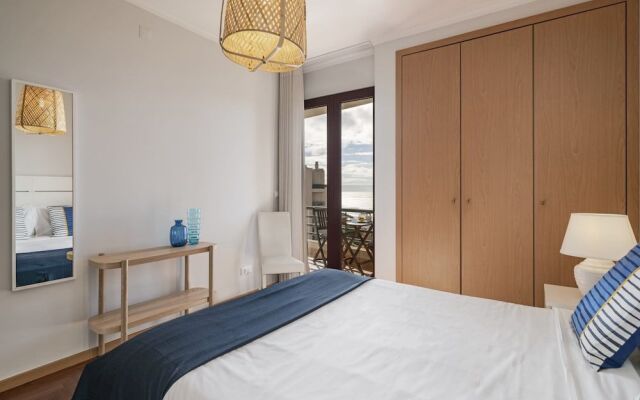 Bright Apartment With Pool, Garajau IV