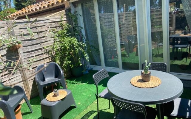 Un duplex pour 4 personne village camarguais