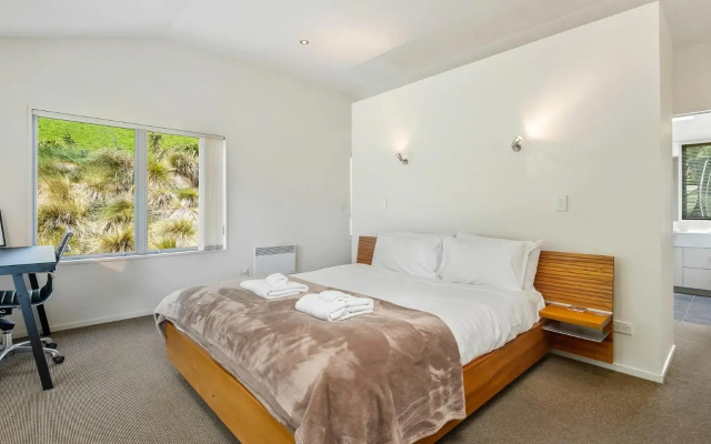 Amberley Retreat