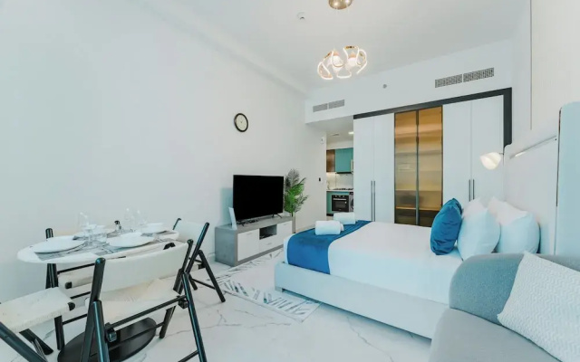 PVH - Opalz By Danube - Studio with Pool