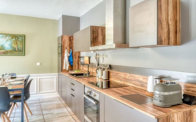 Le Petit Château De Barbizon